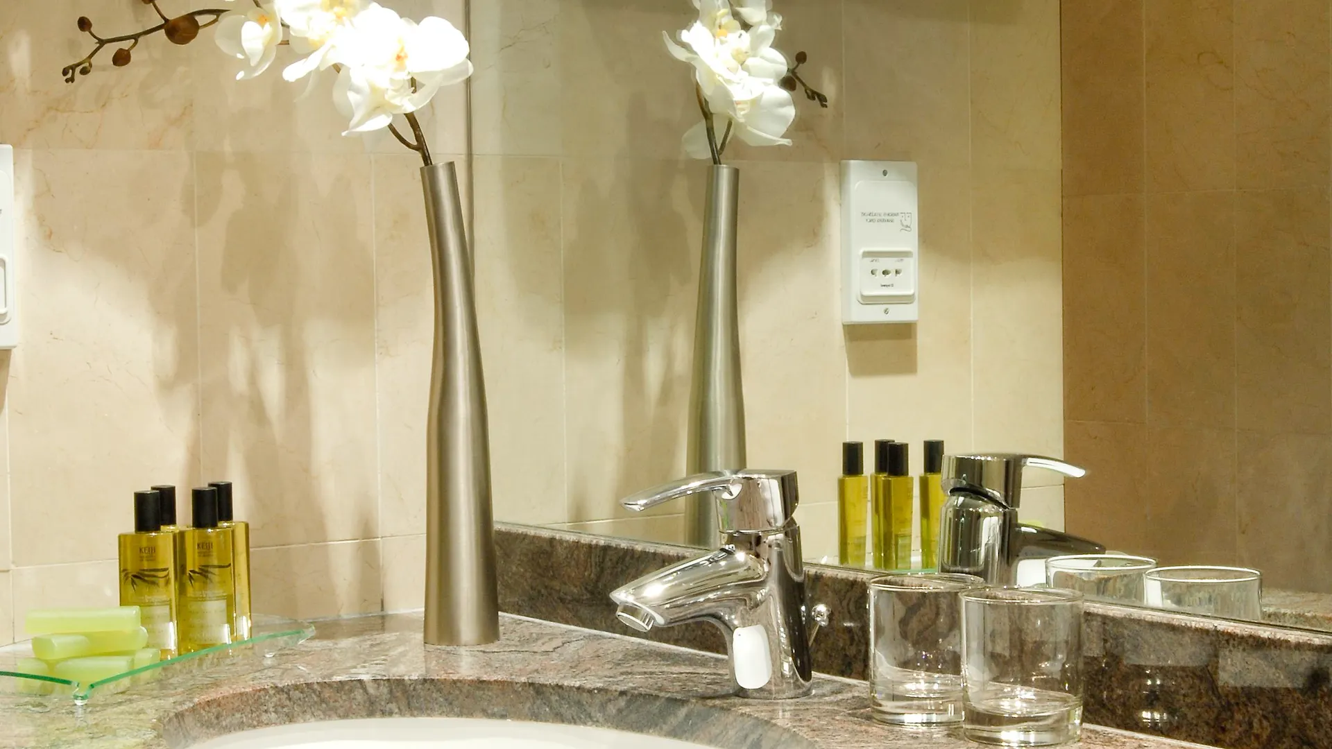 Adagio Haussmann Champs Elysees Aparthotel Paris