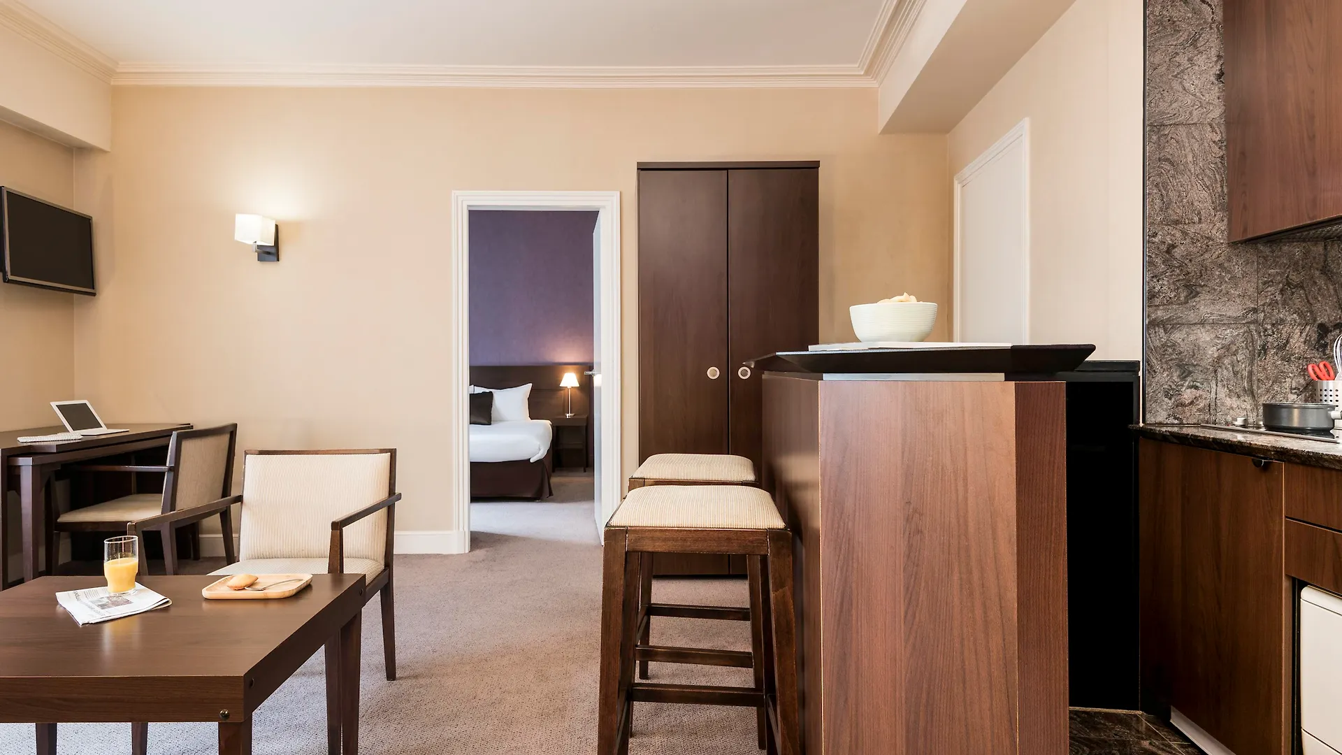 Adagio Haussmann Champs Elysees Aparthotel Paris