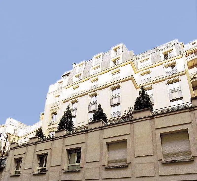 Adagio Haussmann Aparthotel 4*